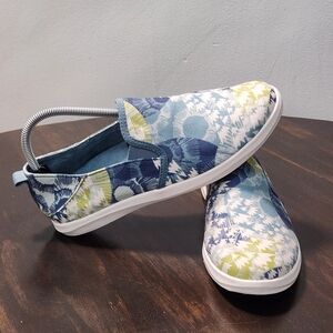 OLUKAI Women's HALE’IWA PA’I Blue Sneaker Shoes Slip-on Floral Wet Grip 20382